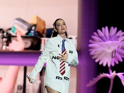 Discoteca a cielo aperto: Katy Perry conquista il pubblico tra musica, emozioni e sorprese