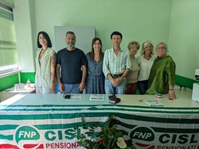Taglio del nastro Sportello Punto Salute alla sede Cisl di Lucca