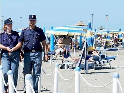 La polizia firmerà il protocollo "Insieme in Spiaggia" per la tutela di minori e persone fragili sulle spiagge della Versilia