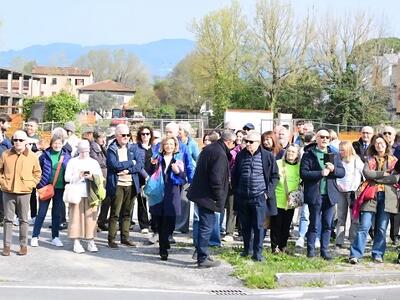 Intitolata al pediatra Cristiano Meosssi la rotatoria di viale Castracani