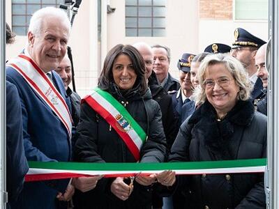 Inaugurata la nuova sede del distaccamento polizia stradale di Barga: presidio di legalità e sicurezza nella Valle del Serchio