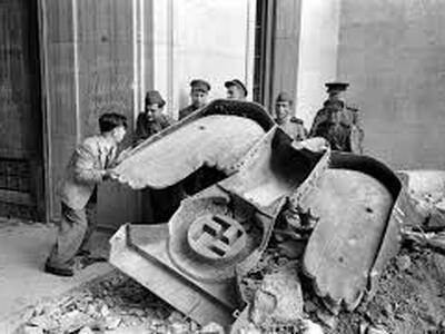 Nel bunker come Hitler...