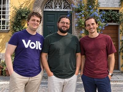Visit Card, Lucca Civica-Volt-Lucca è Popolare: "Il Comune festeggia le vendite. Ora dimostri i risultati"