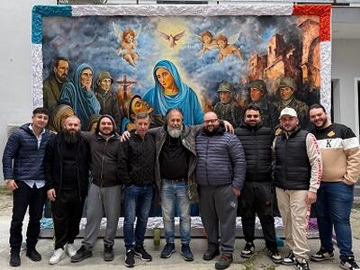 Una grande tela di Aldi al pellegrinaggio della Madonna dell'Arco