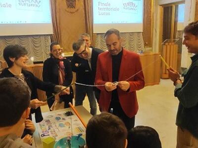 "Eureka! Funziona!". Pronti al varo i giocattoli in concorso: ultimi giorni per completare l'opera e poi via alla visita delle aziende LU.ME. per accedere alle finali provinciali