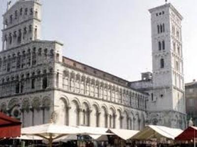 "Lucca: un potere d'acquisto vicino alla media, ma la vera sfida è creare lavoro di qualità". È l'analisi della segreteria CISL Toscana Nord
