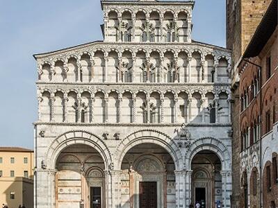 Venerdì 13 marzo, giornata di preghiera e digiuno per la pace: messa in cattedrale a Lucca