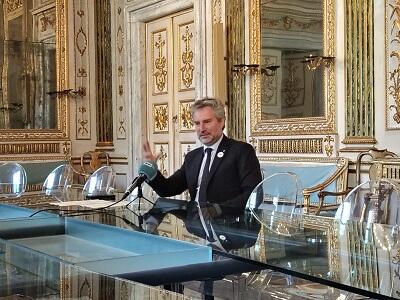 Question Time del sindaco che ribadisce: "Gli spalti per il Lucca Summer Festival non si toccano"