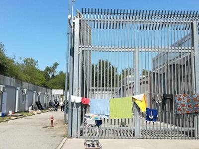 La polizia accompagna presso Il Cpr di Milano un marocchino socialmente pericoloso (era ora)