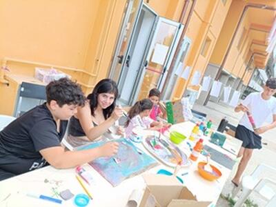 "Belle Bolle" a Sant'Anna: il teatro ludico e visionario entra nel cuore del quartiere