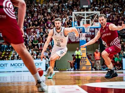 Sulla ruota di Livorno esce la cinquina. La Libertas dilaga contro la Fortitudo 85 a 59 e vola in testa alla classifica