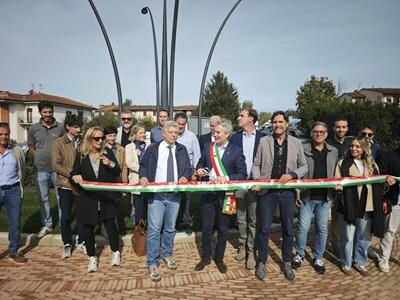 Inaugurata la nuova rotatoria fra viale Europa e via Bandettini