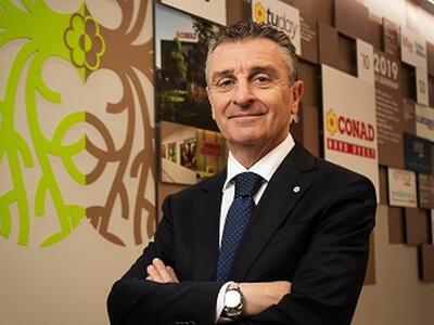 Conad Nord Ovest, con il via libera dell'Antistrust all'operazione PiùMe, entra a tutti gli effetti nel mercato del drugstore ed amplia il proprio ecosistema di soluzioni per il cliente