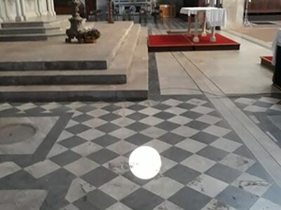 Equinozio d'autunno sulla meridiana della chiesa di Santa Maria Bianca (Foris portam) a Lucca