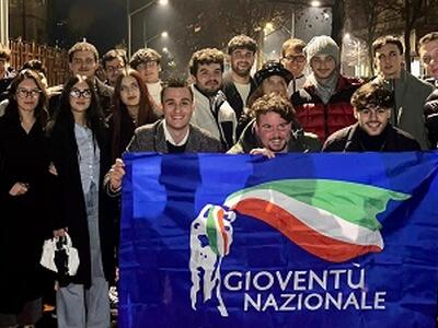 Volantini comunisti nel centro storico, Gioventù Nazionale: “Sul decoro due pesi e due misure”