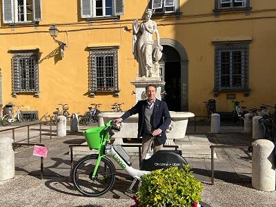 Bike sharing, per il lancio del servizio nuove tariffe più convenienti e incentivi per l'utilizzo delle bici Lime