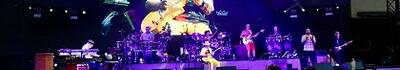Carlos Santana incanta il Lucca Summer Festival: quando il tempo (e la musica) non passano mai