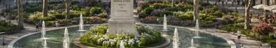 "Piazza Napoleone dovrebbe essere depavimentata e trasformata in un giardino alberato