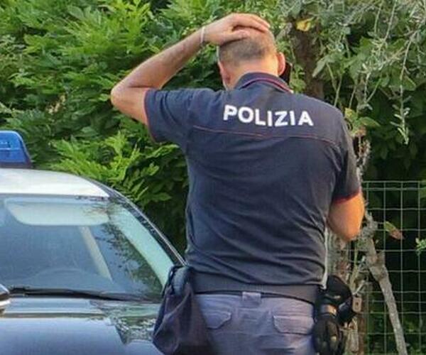 Poliziotto si suicida con un colpo di pistola