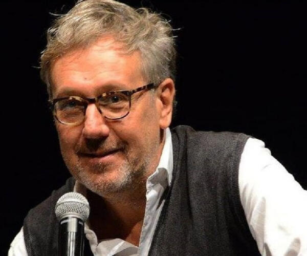 Come si silura un caposervizio... insopportabile. Nuova era a La Nazione con l'arrivo di Stefano Cecchi