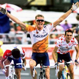47. Vince un'altra tappa al Tour davanti al leader della classifica della montagna Richard Virenque