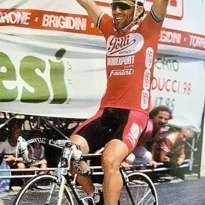 1.  Eddie SALAS_pic