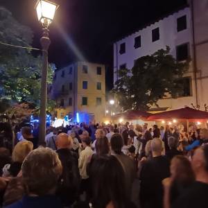 186f8477-59e1-49a3-b2a4-9b52ea488832