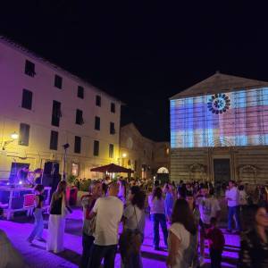 92adebdb-f7c6-42f3-90f2-ac4a18178610