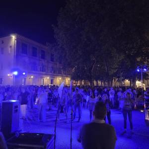 f79dfeb3-def7-431f-b00d-968d2783201a