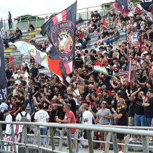 430bfef5-b192-4f88-8f28-e97c451cad37