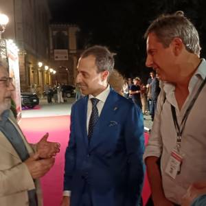 31f4c96d-69a4-4bb8-b72b-3898dc42bf0b