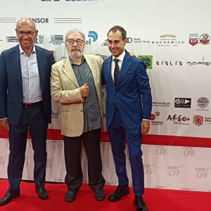 c547d318-43ec-413a-925b-9a316e68c580