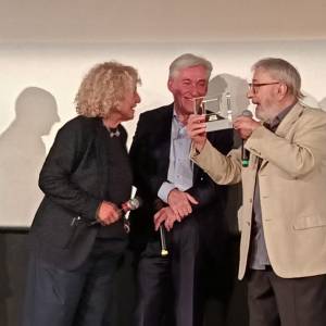 e9a21534-548b-4bf1-b61d-c23ad0841473