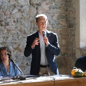 532dfda5-ae22-4888-b02c-1d06d655287a