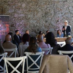 6e6caf62-846a-4e92-ba55-a36208a10175