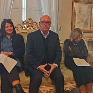 886e286c-29e0-4cd0-9c96-2c348fcdbc5b