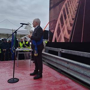 2c6794b7-b742-4648-9b86-e298beafb04d