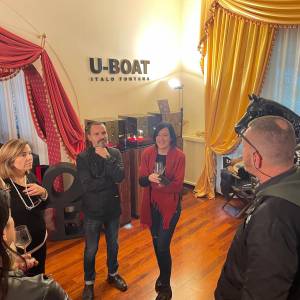 437119eb-eb9a-4792-bbad-1df1a4f1d64d