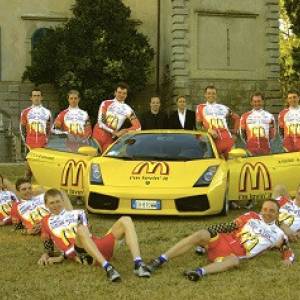 4. Tim Jones con la squadra nel 2006