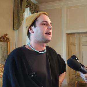 d8b09fdb-f4a0-4c40-bd23-6ab1e6a5d98b