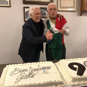 1c12b254-e649-4622-9647-a4a8145e2636