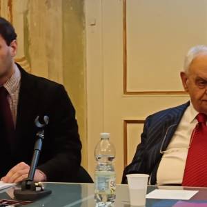 8daefcfc-cd9f-43b5-b61f-11d995ff1638