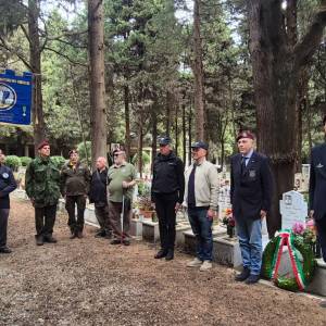 b2b35adb-5c71-4388-83e5-ab5f3a5a56fe