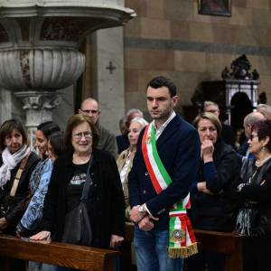 8e36fbba-7f39-4146-bd15-d8225b6713d1