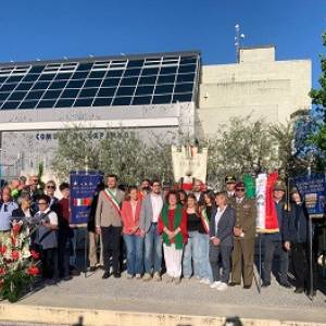 25 aprile foto di gruppo